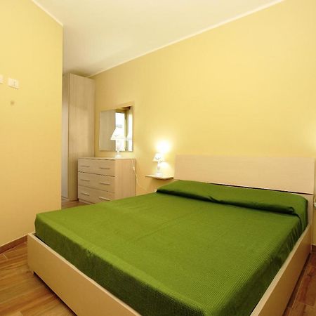 Re Sole Case Vacanze - Esclusivo Attico M A R T E Con Spaziosissima Terrazza Solarium Attrezzata Avola Extérieur photo