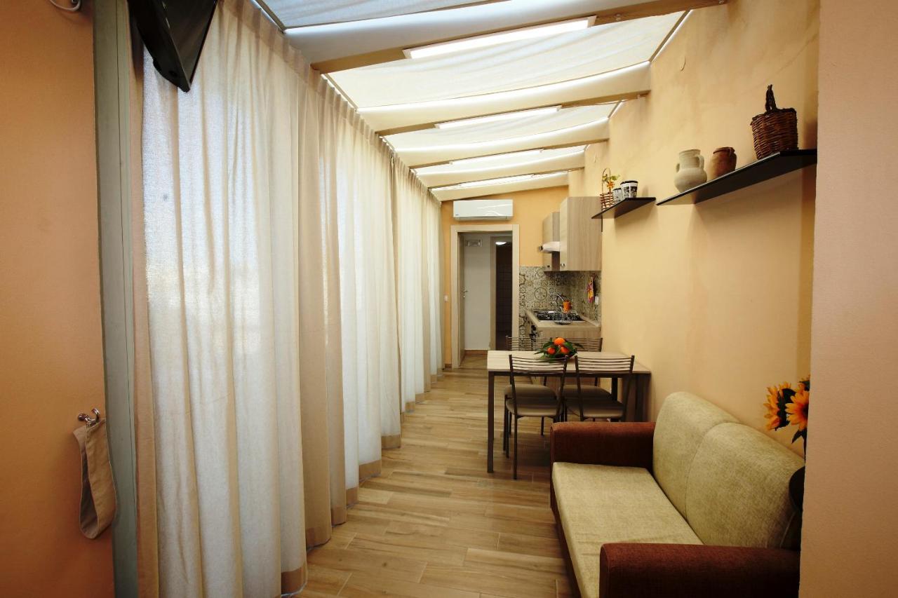 Re Sole Case Vacanze - Esclusivo Attico M A R T E Con Spaziosissima Terrazza Solarium Attrezzata Avola Extérieur photo