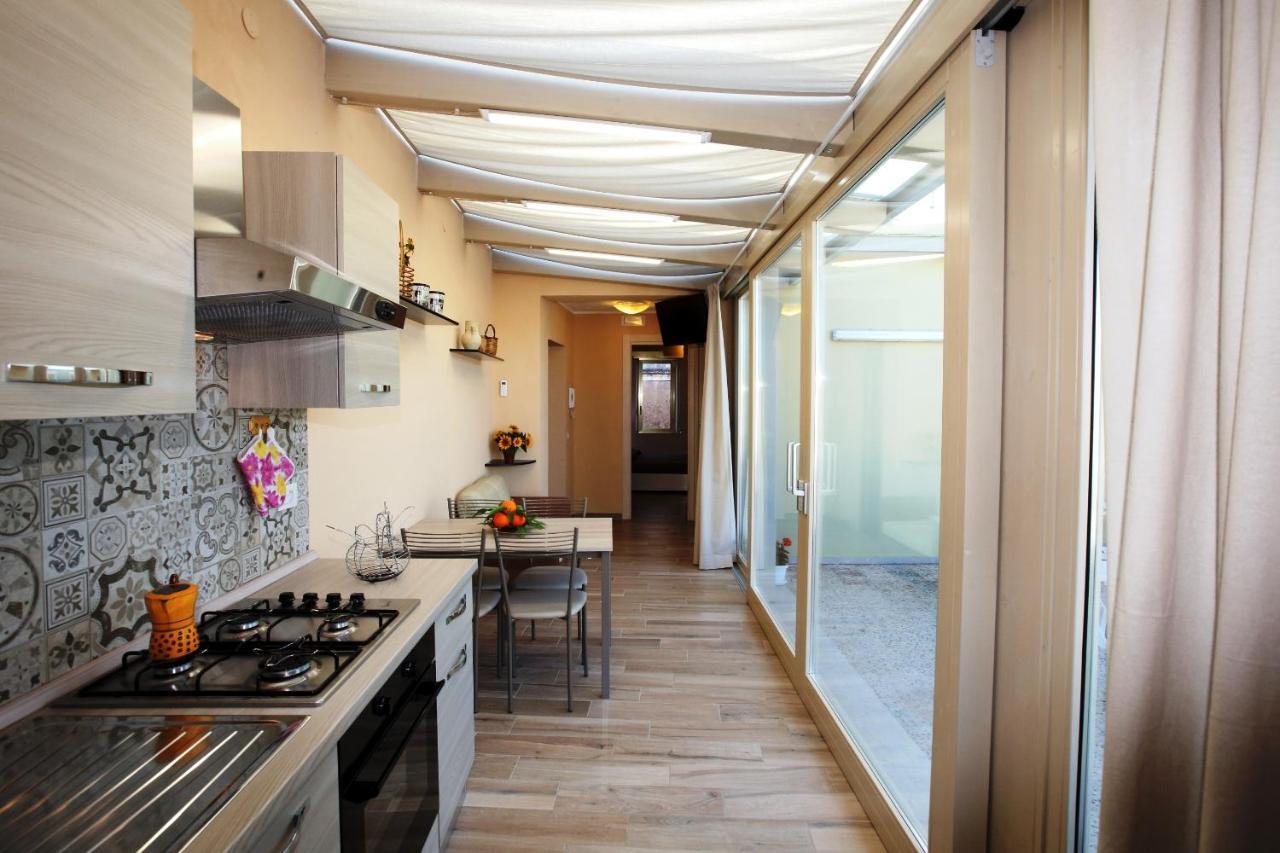 Re Sole Case Vacanze - Esclusivo Attico M A R T E Con Spaziosissima Terrazza Solarium Attrezzata Avola Extérieur photo