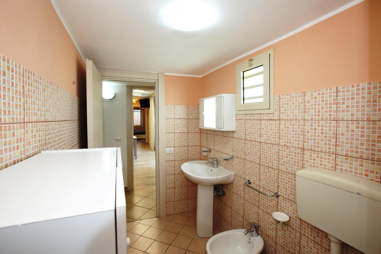 Re Sole Case Vacanze - Esclusivo Attico M A R T E Con Spaziosissima Terrazza Solarium Attrezzata Avola Extérieur photo