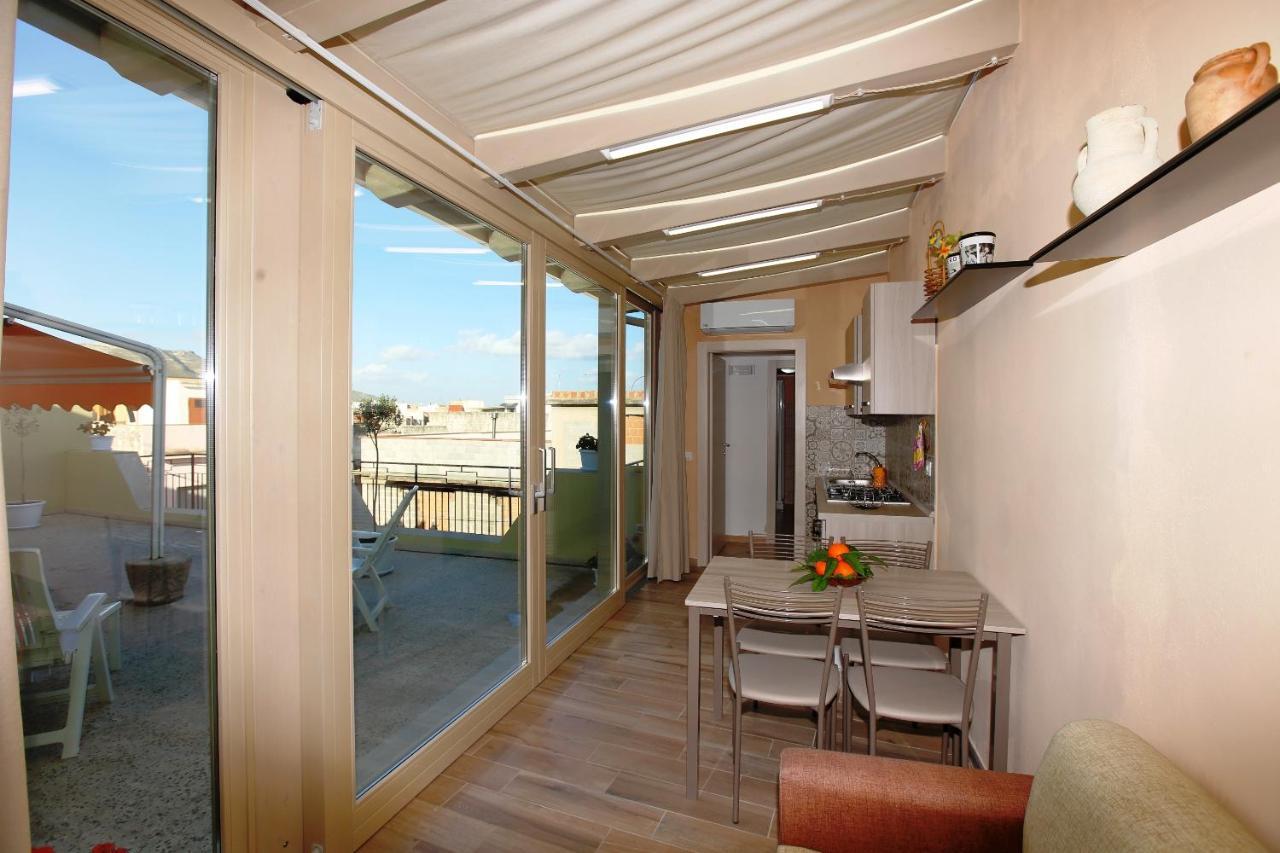Re Sole Case Vacanze - Esclusivo Attico M A R T E Con Spaziosissima Terrazza Solarium Attrezzata Avola Extérieur photo