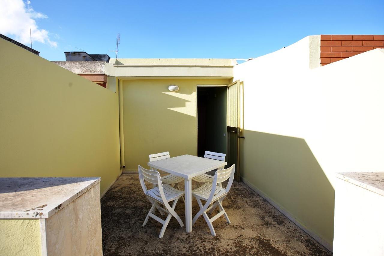 Re Sole Case Vacanze - Esclusivo Attico M A R T E Con Spaziosissima Terrazza Solarium Attrezzata Avola Extérieur photo